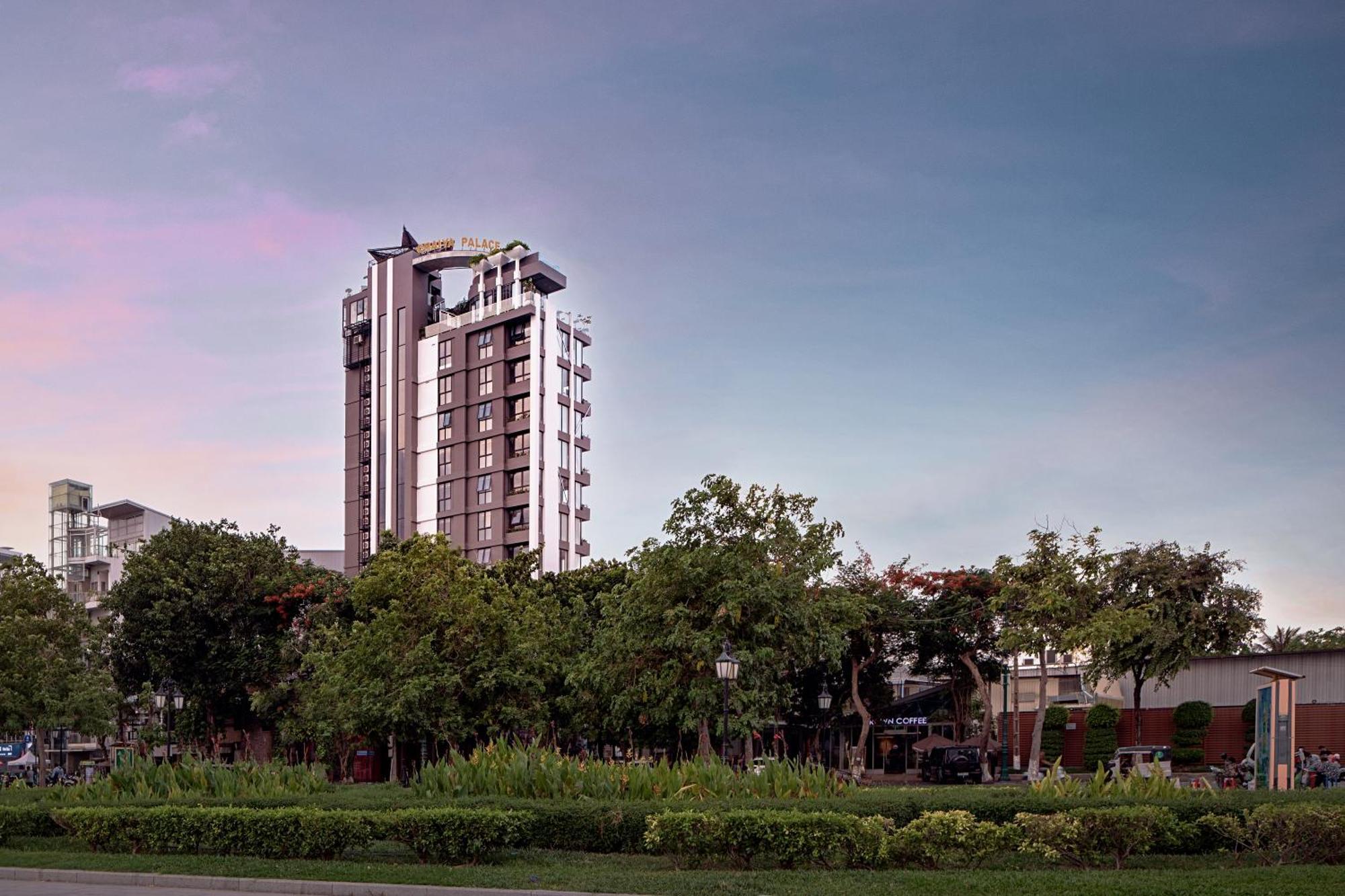 Chaiya Palace Hotel Phnom Penh Dış mekan fotoğraf