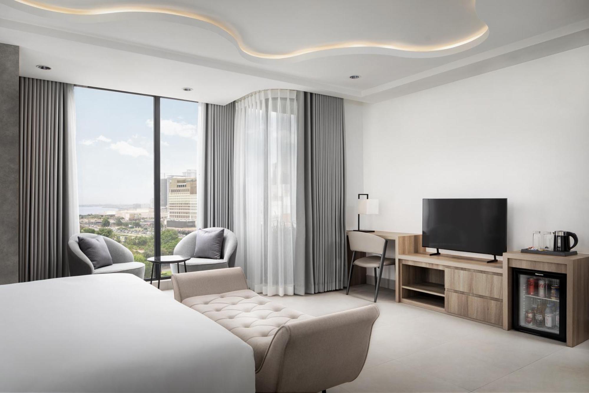 Chaiya Palace Hotel Phnom Penh Dış mekan fotoğraf