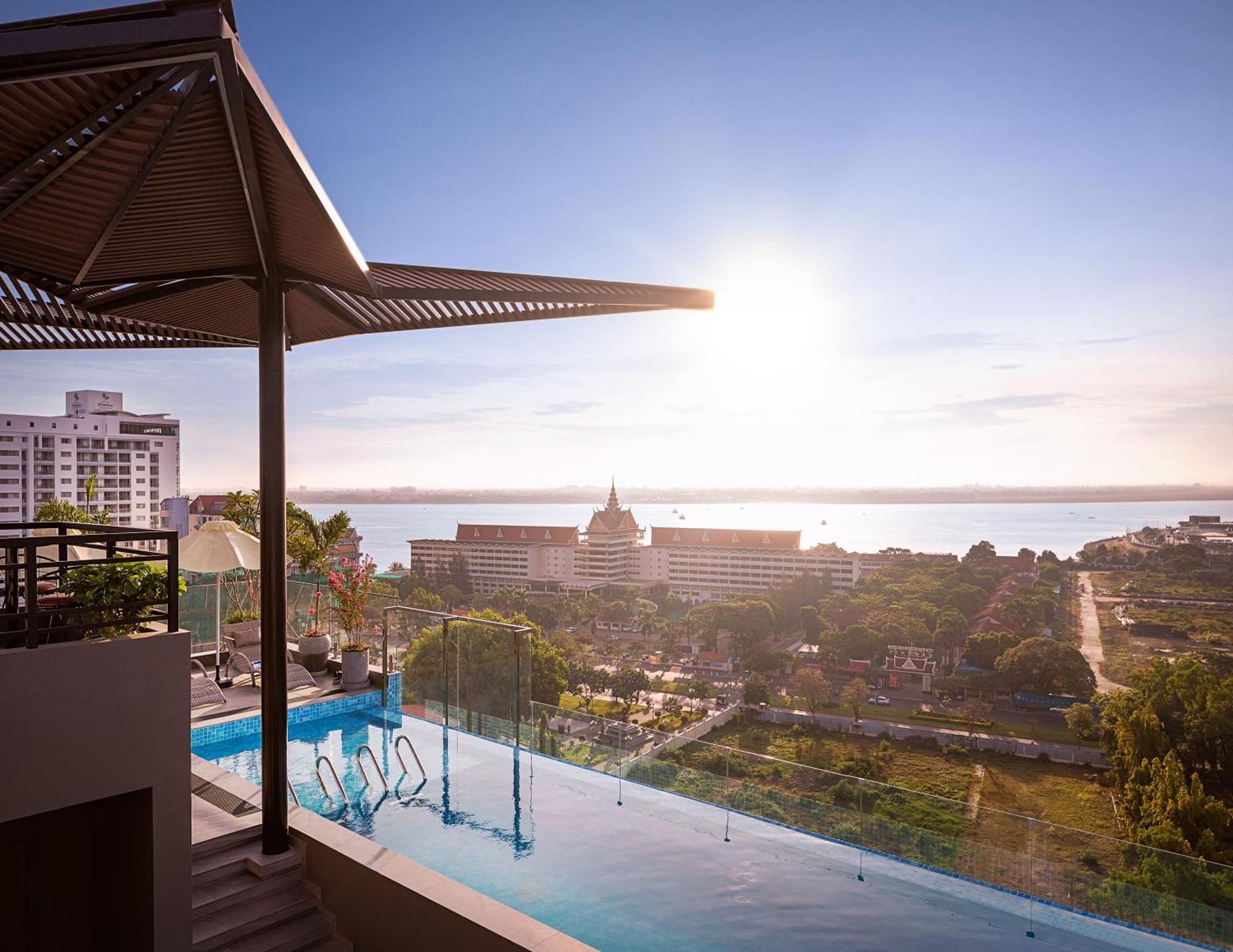 Chaiya Palace Hotel Phnom Penh Dış mekan fotoğraf